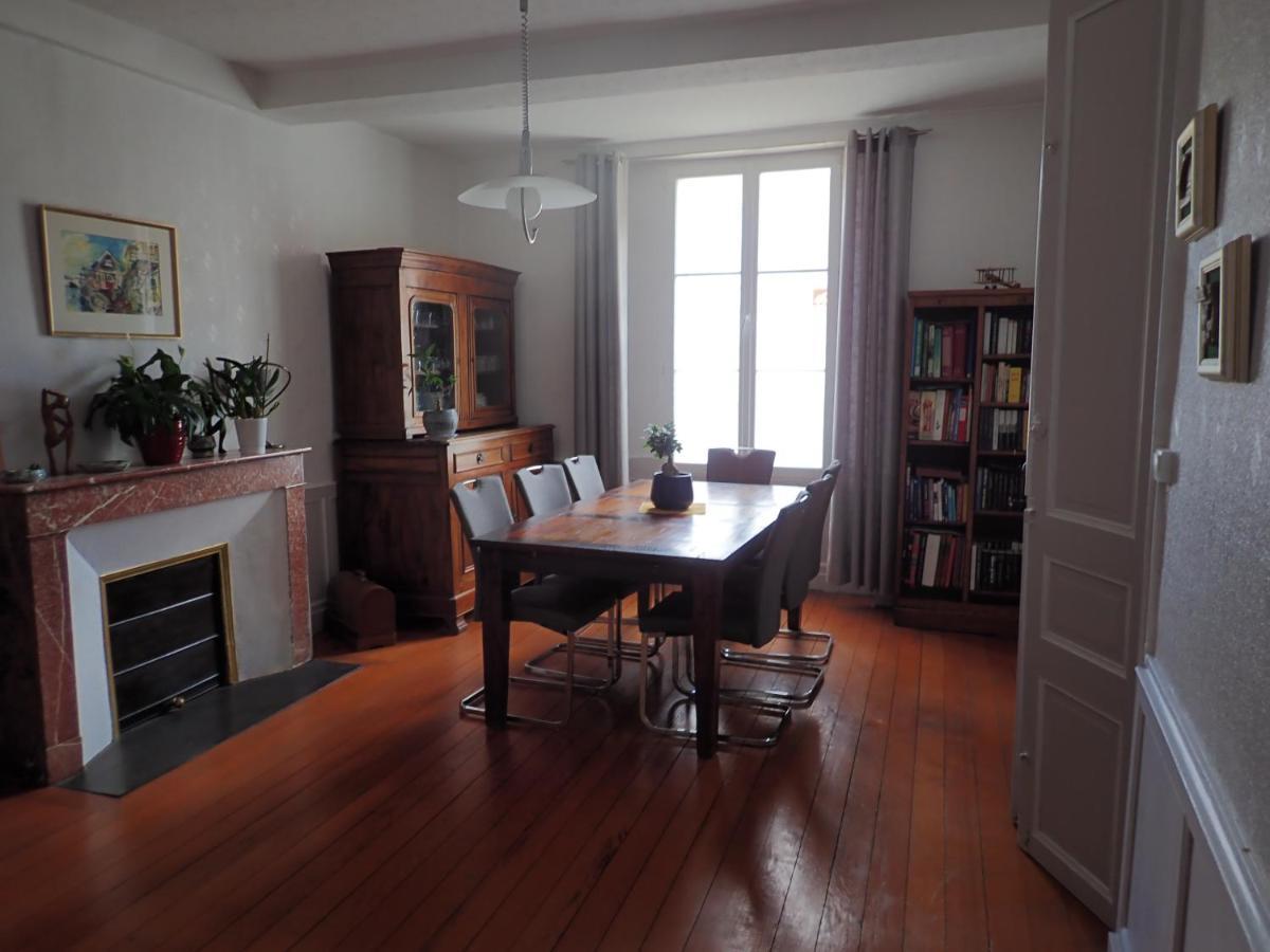 La Miramboise, Chambres Et Table D Hotes Mirambeau  Dış mekan fotoğraf